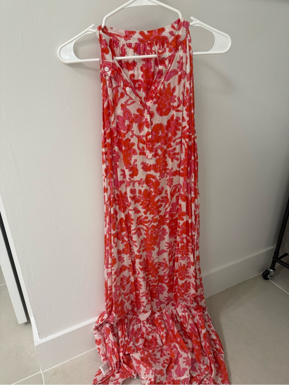 Sleeveless Floral Maxi Dress in Pink & Red
